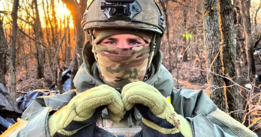 Ukraiński superżołnierz samotnie odparł atak rosyjskiego oddziału. Jak tego dokonał